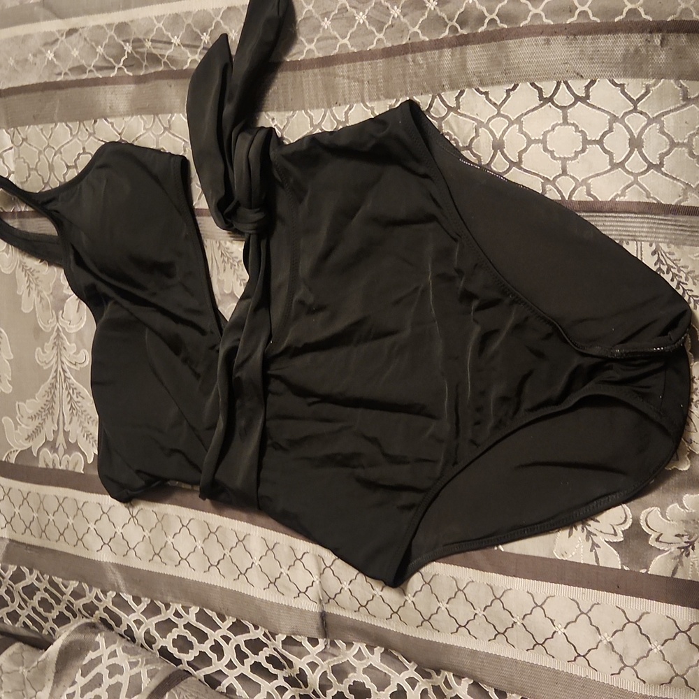 Aerie Black Asymmetrical One-Piece Swimsuit Small Long - Picture 4 of 5